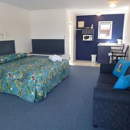 Mana-Nui Motel Whitianga Exterior photo